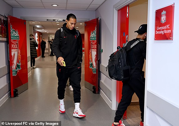 LIVERPOOL, ENGLAND - NOVEMBER 09: (THE SUN OUT, THE SUN ON SUNDAY OUT) Virgil van Dijk captain of Liverpool arriving before the Premier League match between Liverpool FC and Aston Villa FC at Anfield on November 09, 2024 in Liverpool, England. (Photo by Andrew Powell/Liverpool FC via Getty Images)