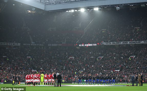 MANCHESTER, ENGLAND - NOVEMBER 10: General view inside the stadium as fans and players of both side's observe a moment of silence for Armistice Day prior to the Premier League match between Manchester United FC and Leicester City FC at Old Trafford on November 10, 2024 in Manchester, England. (Photo by Carl Recine/Getty Images)