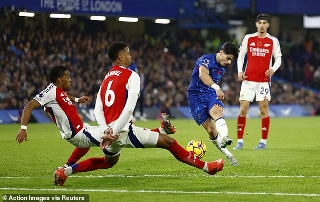 Neto rifled into the bottom corner on 70 minutes to peg the Gunners back at Stamford Bridge