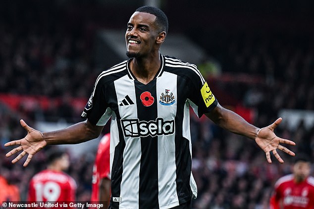 Alexander Isak insists he remains focused on Newcastle amid speculation over his future