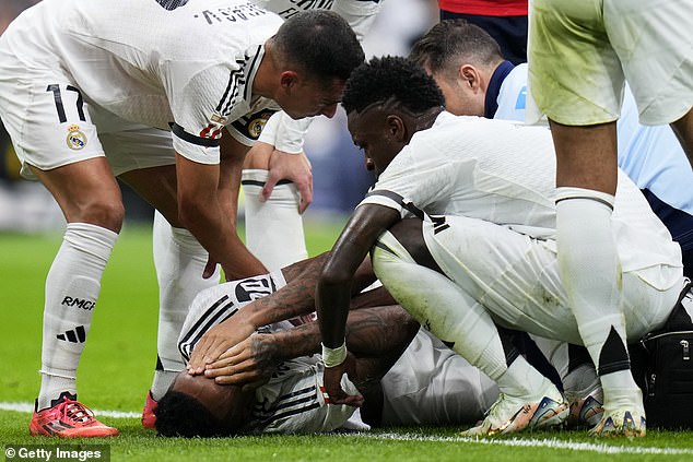 Real Madrid defender Eder Militao picked up a concerning injury against Osasuna on Saturday