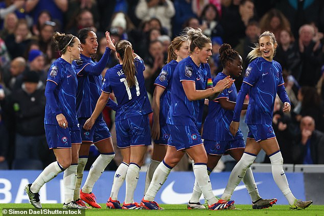 Chelsea went top of the WSL table on Saturday night after beating Manchester City