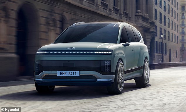 Hyundai has joined the luxury large electric SUV club with its new Ioniq 9. And it’s likely to steal some of the upcoming electric Range Rover's thunder. The ginormous seven-seater EV is touted to come with 385 miles of range and adjustable six or seven-seat seating options