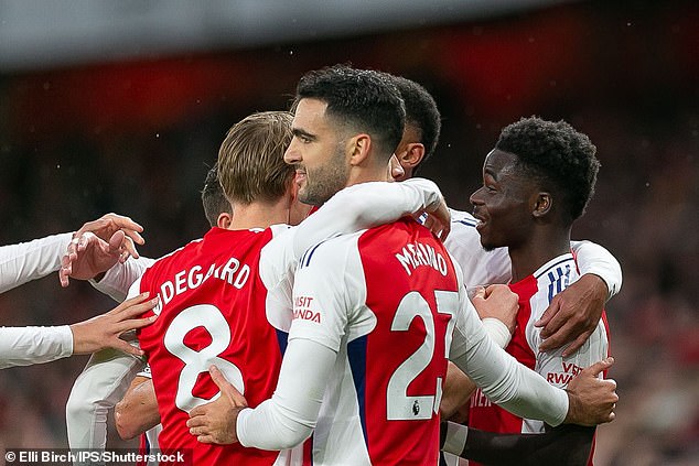 Arsenal ended their four-match winless run with a thumping 3-0 win over Nottingham Forest