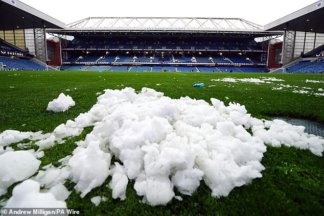 Rangers' match with Dundee United was delayed because of travel chaos on Saturday