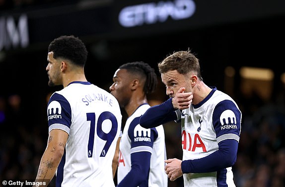 MANCHESTER, ENGLAND - NOVEMBER 23: James Maddison of Tottenham Hotspur celebrates scoring his team's first goal during the Premier League match between Manchester City FC and Tottenham Hotspur FC at Etihad Stadium on November 23, 2024 in Manchester, England. (Photo by Naomi Baker/Getty Images)