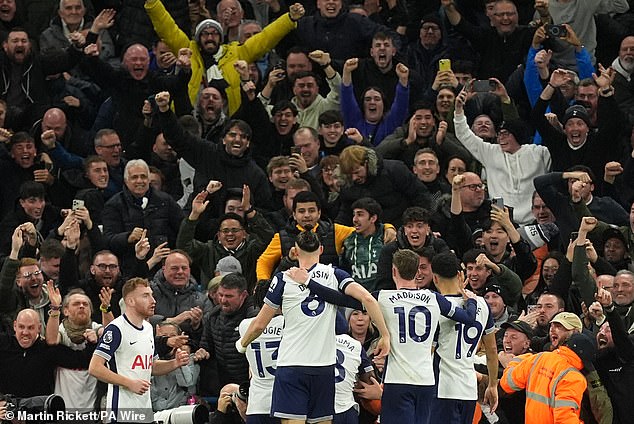 Tottenham Hotspur won 4-0 away at Manchester City in Saturday's late Premier League match