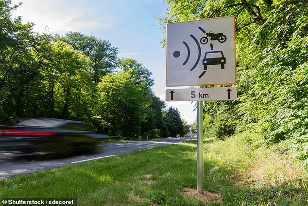 Drivers complaining about receiving speeding fines from France via online forums is a mix of motorists who were at the wheel of French rental cars and those using their own UK-registered vehicles on the other side of the Channel