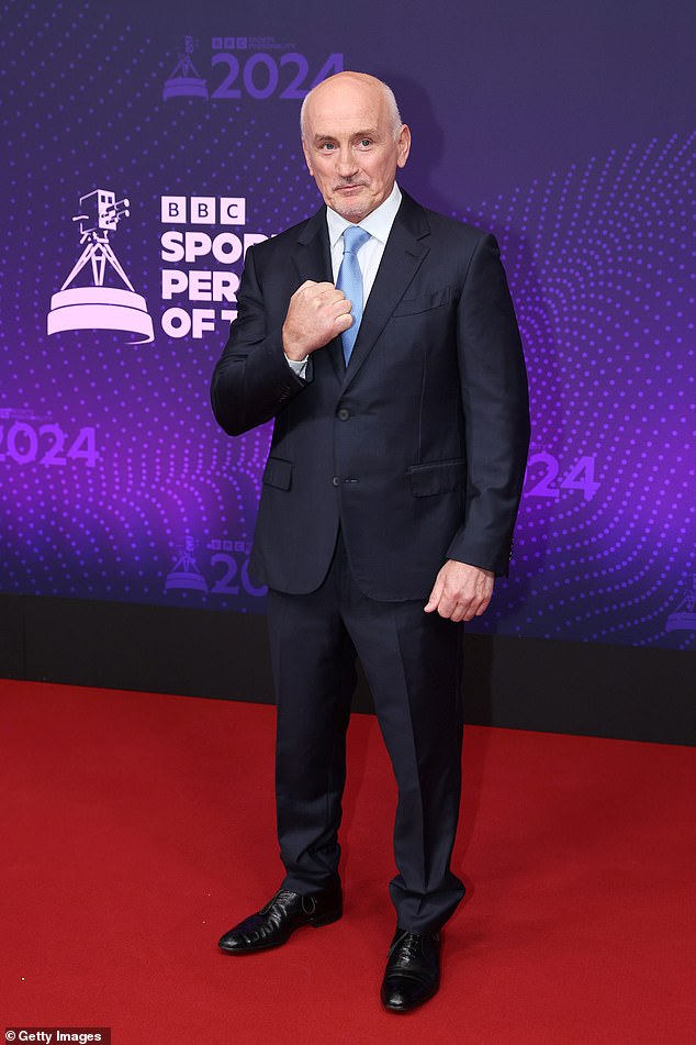 Boxer Barry McGuigan at the awards ceremony yesterday following his sting on I'm A Celebrity Get Me Out Of Here