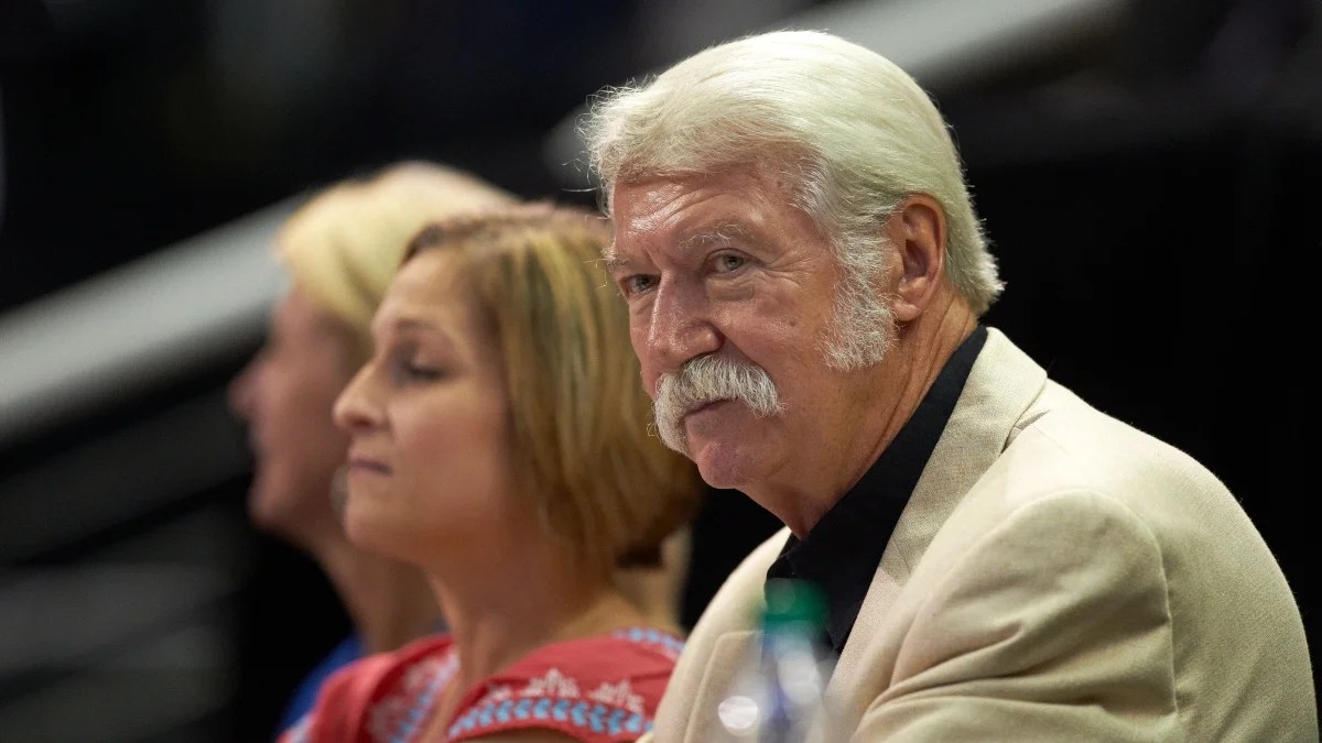 Bela Karolyi, Gymanstics Coach Who Discovered Nadia Comaneci, Dies at 82