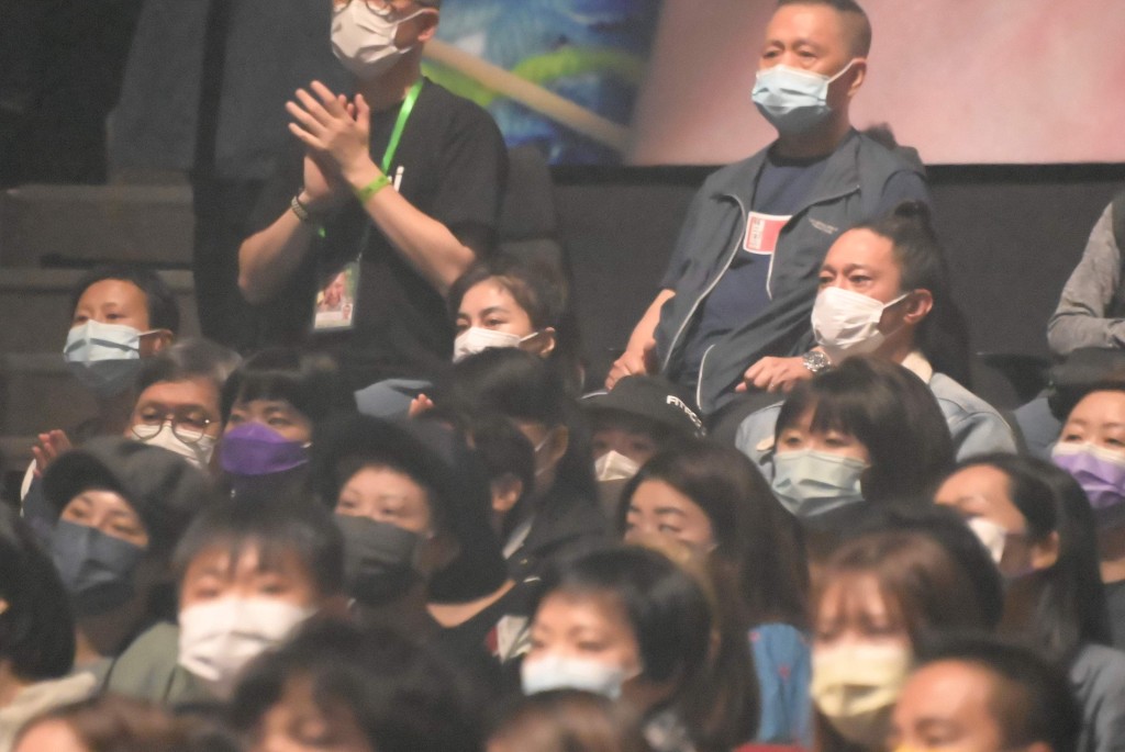 陳子聰經過物理治療慢慢康復，返港就醫後情況大有好轉，再到美國就醫。