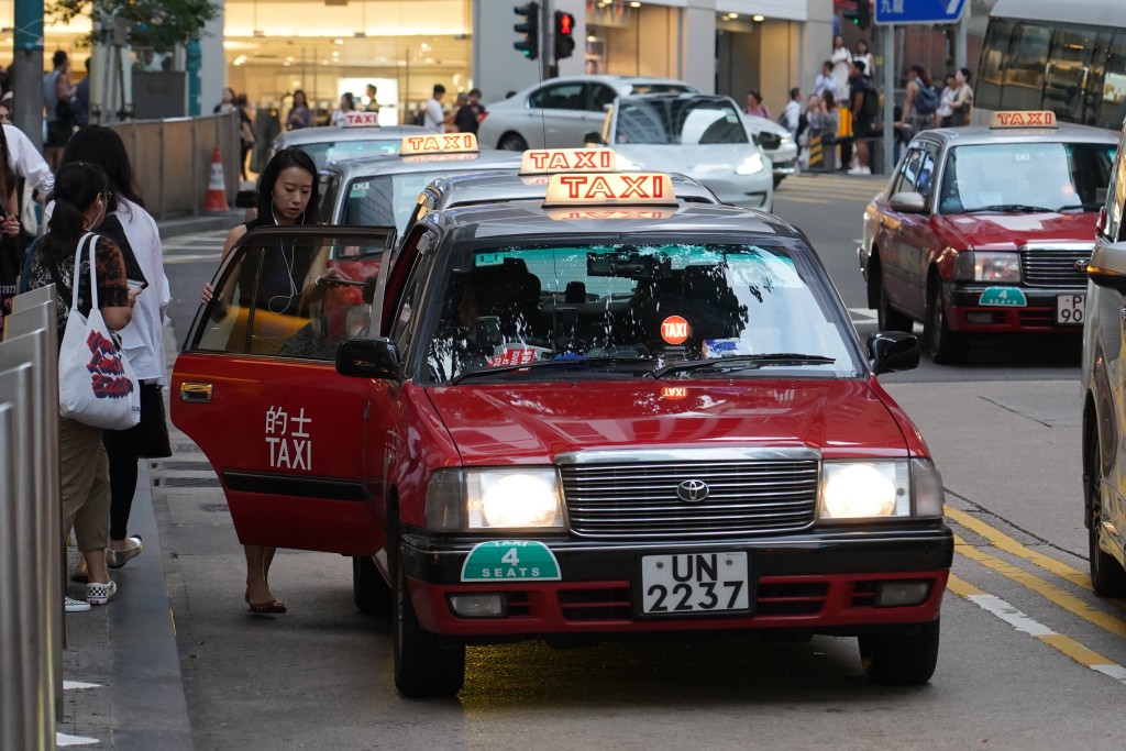 的士業界對白牌車非常不滿。資料圖片