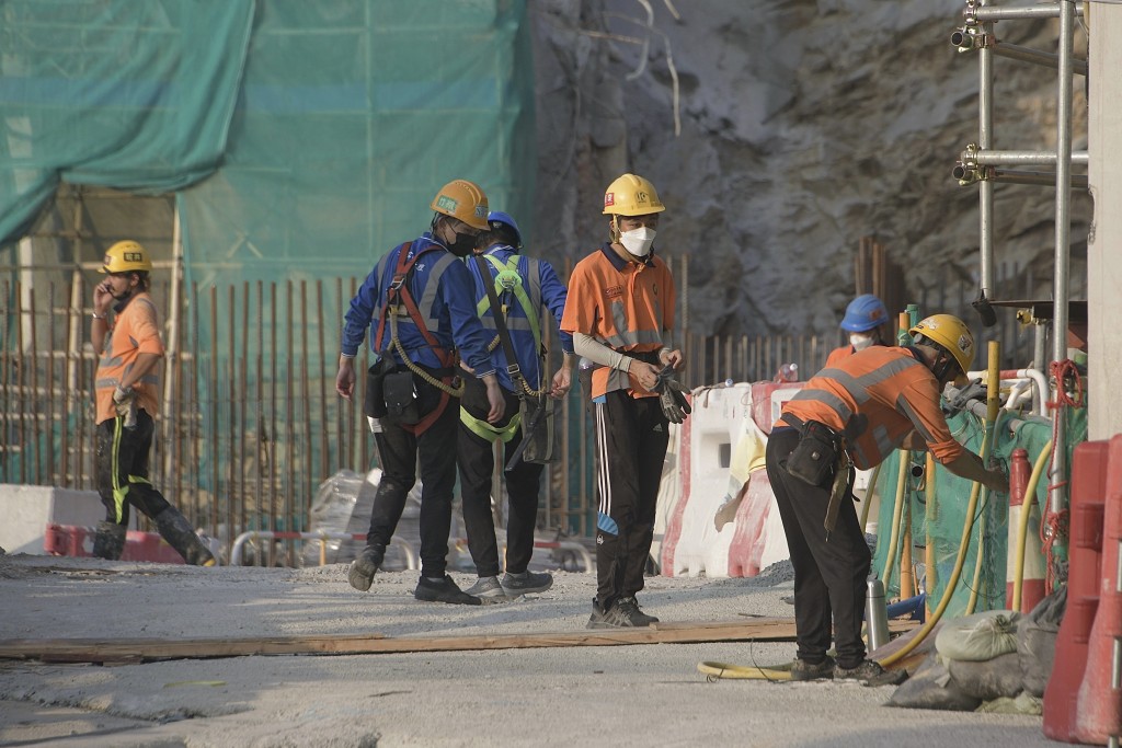 建造業總工會指接獲逾百宗有關外勞被剝消投訴。(非當事人)資料圖片