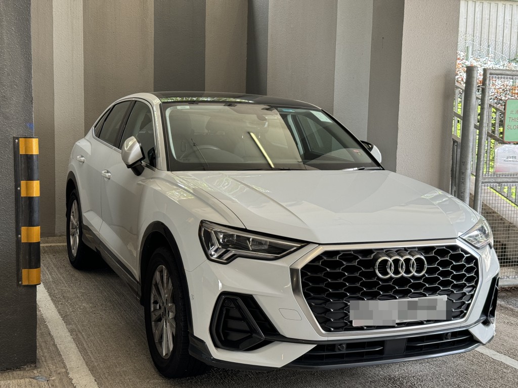 另亦有一輛2021年Audi Q3 Sportback 35 TFSI。