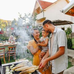 Grillen mit der Familie