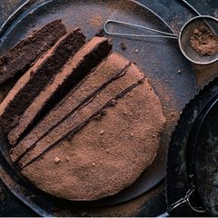 Mousse-au-Chocolat in Kuchenform