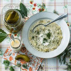 Polnische Gurkensuppe Ogórkowa