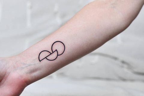 Organspende: Arm mit Tattoo