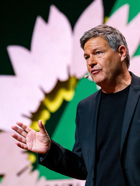 Robert Habeck beim Parteitag der Grünen in Wiesbaden. Mit 96 Prozent haben sie ihn hier zum Kanzlerkandidaten gewählt.