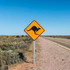 Typisches Straßenschild in Australien