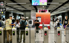 港鐵中秋通宵行駛 國慶長假期加強列車服務