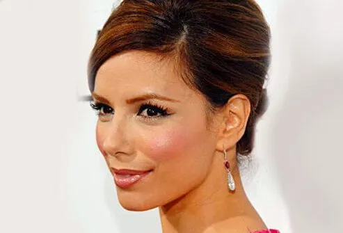 Photo of Eva Longoria.