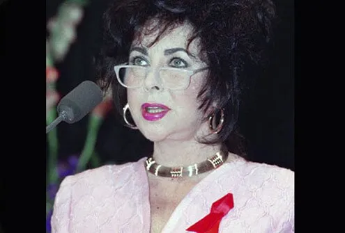 Elizabeth Taylor speaks at AIDS conference in 1992.