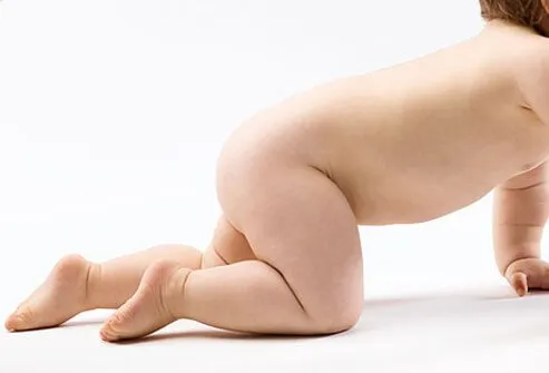 Within four to six weeks of sitting independently, many babies are crawling everywhere.