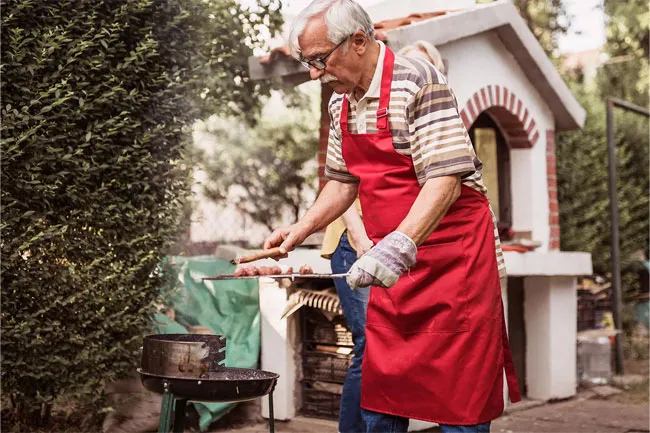 Cook hot dogs thoroughly to minimize the risk of contracting listeria. 