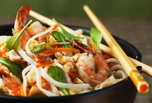 Thai food offers heart-healthy sauces and fresh vegetables.