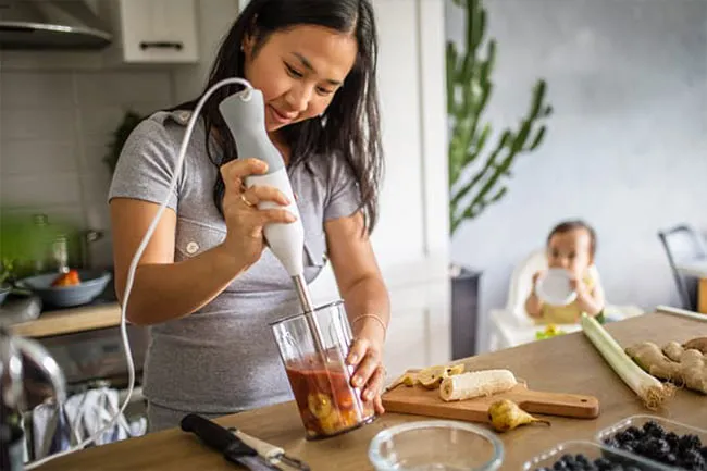 With the right kitchen gadgets, you can make healthier snacks and meals.