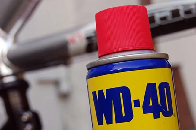 WD-40 is made from the same raw material as kerosene, so don't apply it on your skin. 