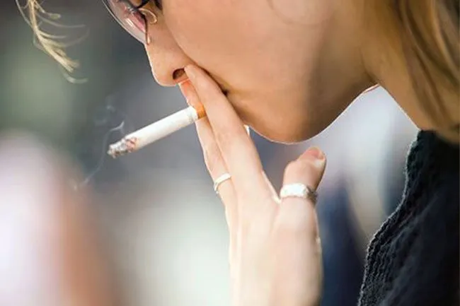 Smoking can worsen blood pressure and type 2 diabetes and it's bad for your kidneys. 