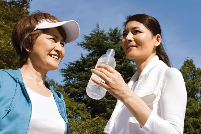 Water, fruit juices, milk, and fruits and vegetables can help you stay hydrated.