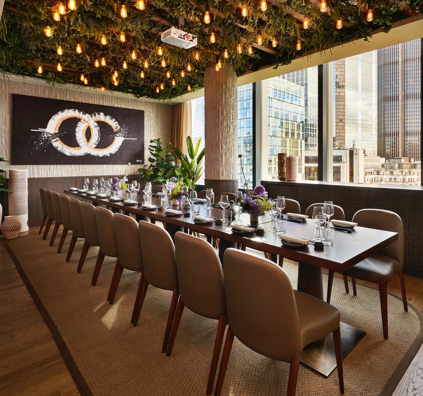 Private spaces, bespoke menus await at #LosMochisLondonCity this festive season.

Let our events team create the perfect event for you. Our stunning 14,000 sq. ft rooftop restaurant and bar offer breathtaking panoramic views of London City, making it