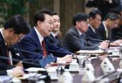 Korea to launch economic consultative bodies to brace for Trump 2.0 