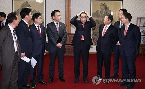 고위당정협의회 참석한 권성동 대표 권한대행