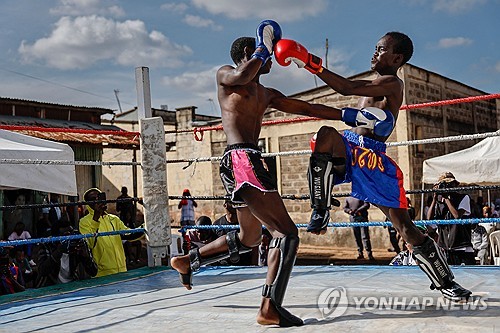 '청소년들의 건강한 내일을 위해'…케냐 나이로비 복싱 경기