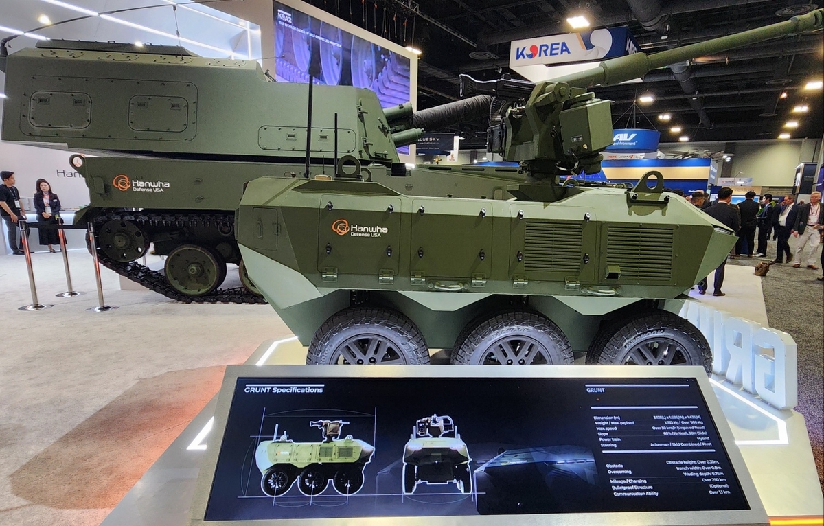 A ground uncrewed transport (GRUNT), produced by Hanwha Aerospace Co., is on display during the Association of the United States Army (AUSA) 2024 Annual Meeting and Exposition at the Walter E. Washington Convention Center in Washington on Oct. 14, 2024. (Yonhap)