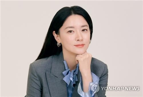 이영애, '김여사 연관설' 제기한 유튜버 상대 손배소 패소