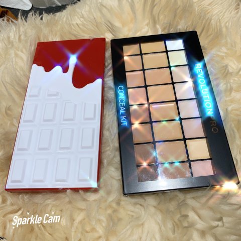 🍫 Makeup Revolution 眼影盘+遮瑕盘