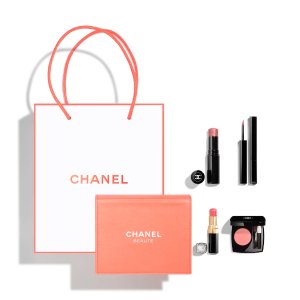 上新：Chanel 外卖盒子彩妆套装👛手拿包Get