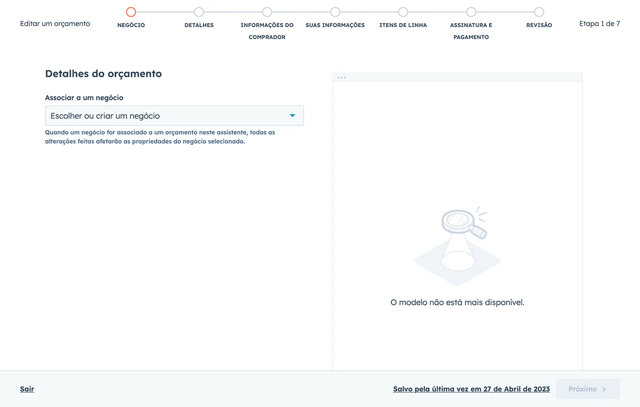 Interface do software de orçamento da HubSpot mostrando opções para associar orçamento a um negócio