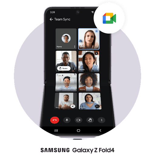 Le logo de Google Meet est affiché à côté d'un téléphone pliable ouvert à l'horizontale. Un chat vidéo est en cours avec sept autres participants.