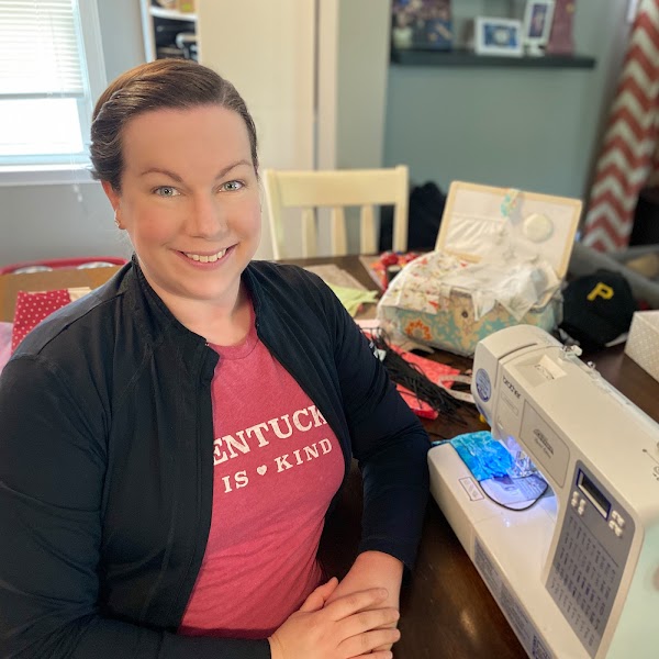 Volunteer Taylor Torsky at her desk