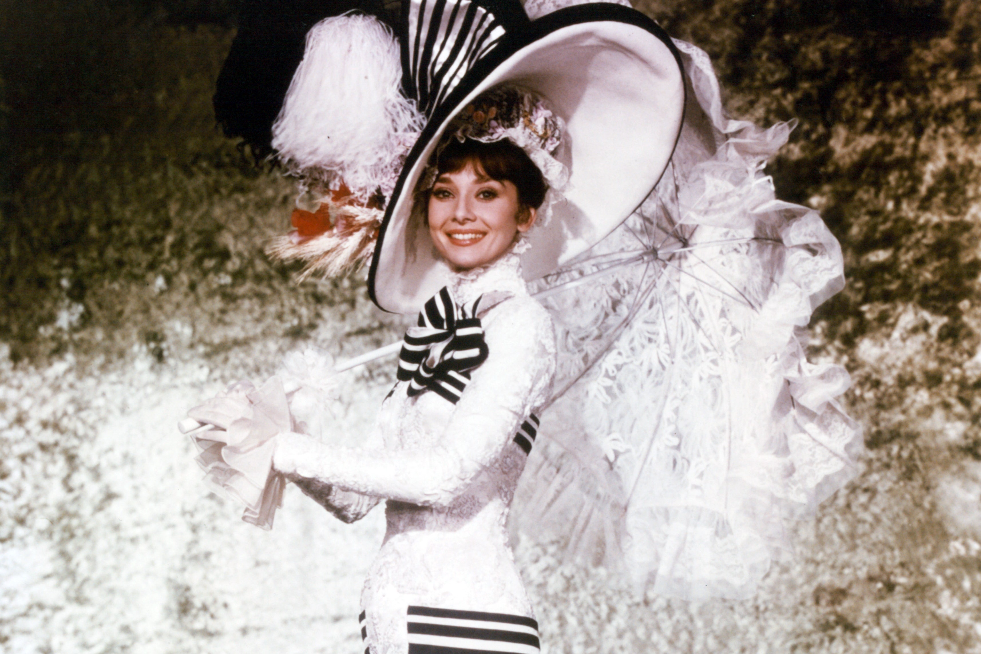 È il momento di Royal Ascot, e noi lo celebriamo con la storia dell'Ascot dress di My Fair Lady, un abito che da 60 anni influenza la moda e il costume