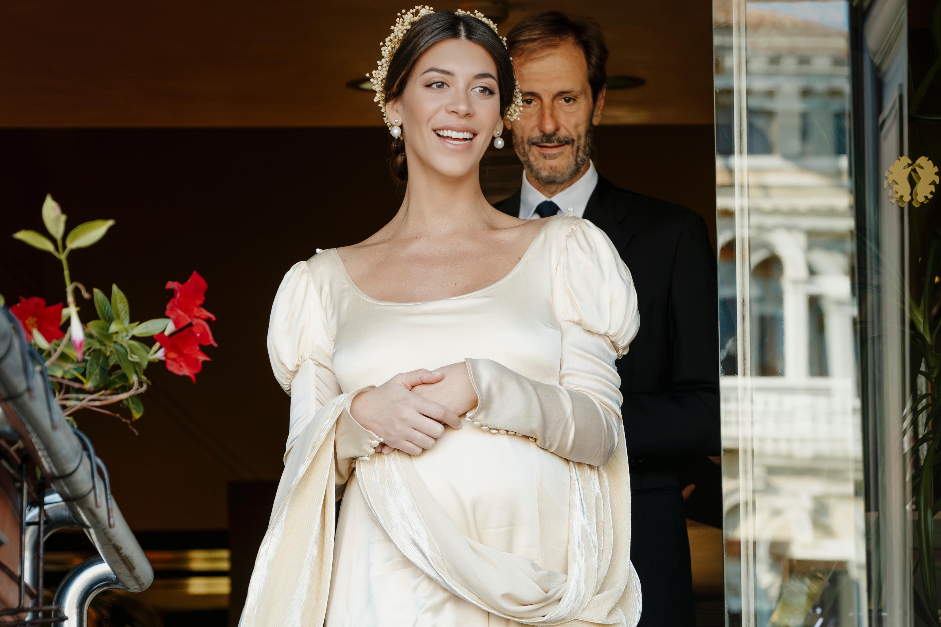 Olivia Testa e il suo abito da sposa Regency, sogno di tutte le inguaribili romantiche