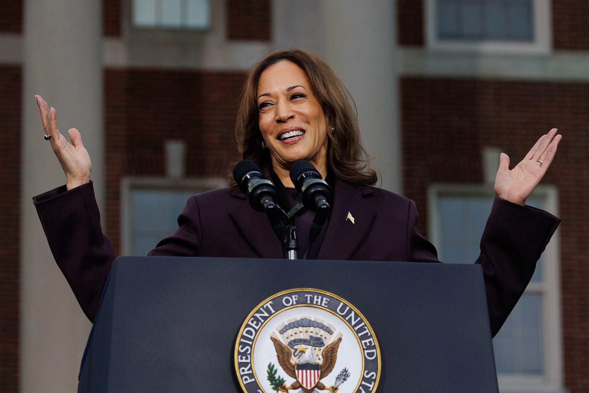 Kamala Harris: «A volte la lotta richiede tempo, ma questo non significa che non vinceremo»