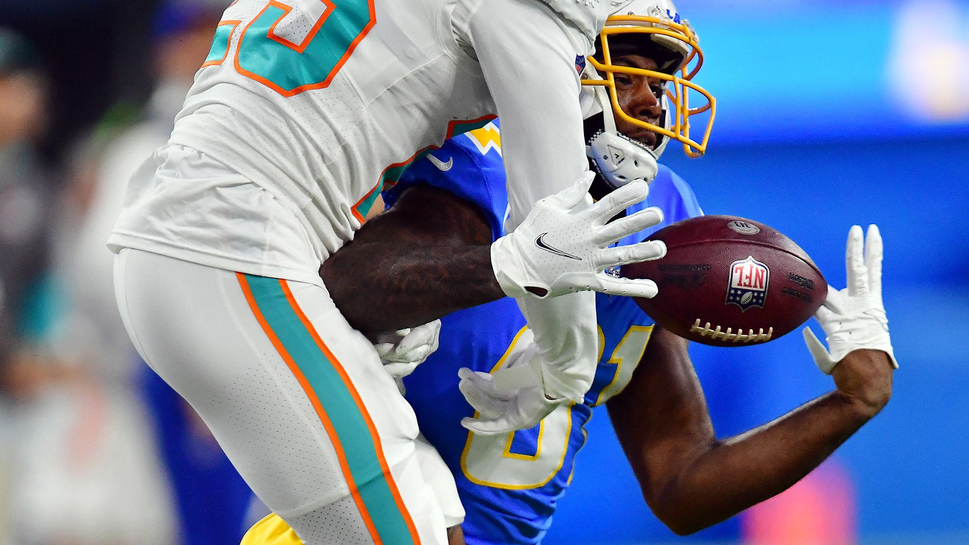 Los Angeles Chargers wide receiver Mike Williams catches a pass against Miami Dolphins cornerback Xavien Howard on December 11. The Chargers won 23-17.