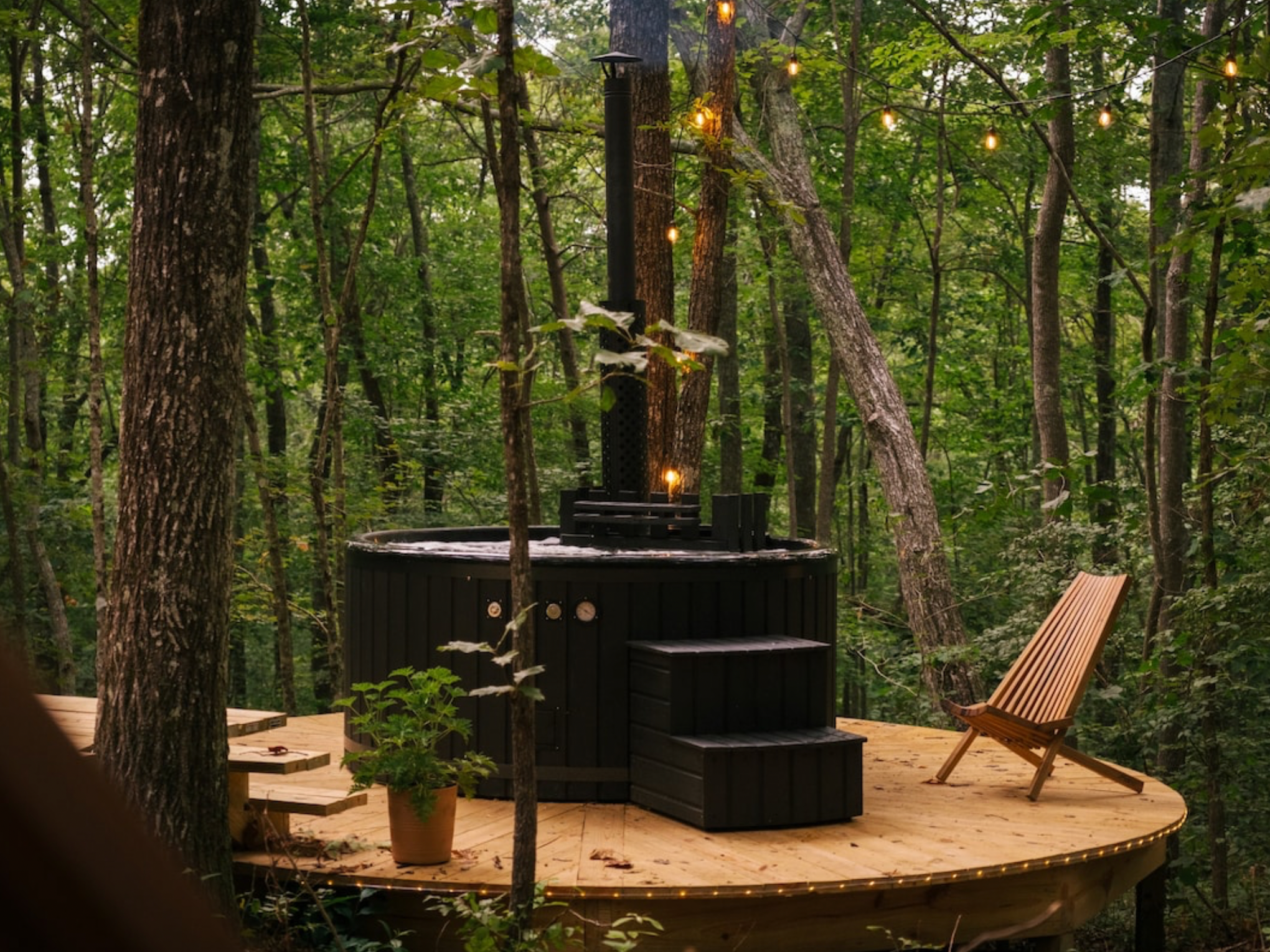 11 Airbnbs with Hot Tubs, From a Secluded Forest Stay to a Desert Oasis